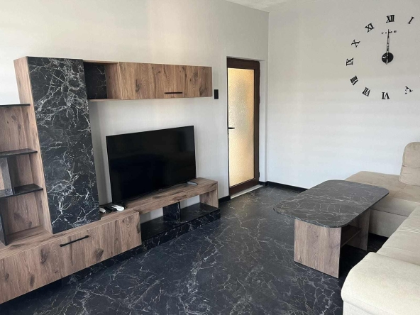 Дава се под наем Двустаен апартамент в София, Банишора - 68 кв.м за 648.21 € - Снимка #1