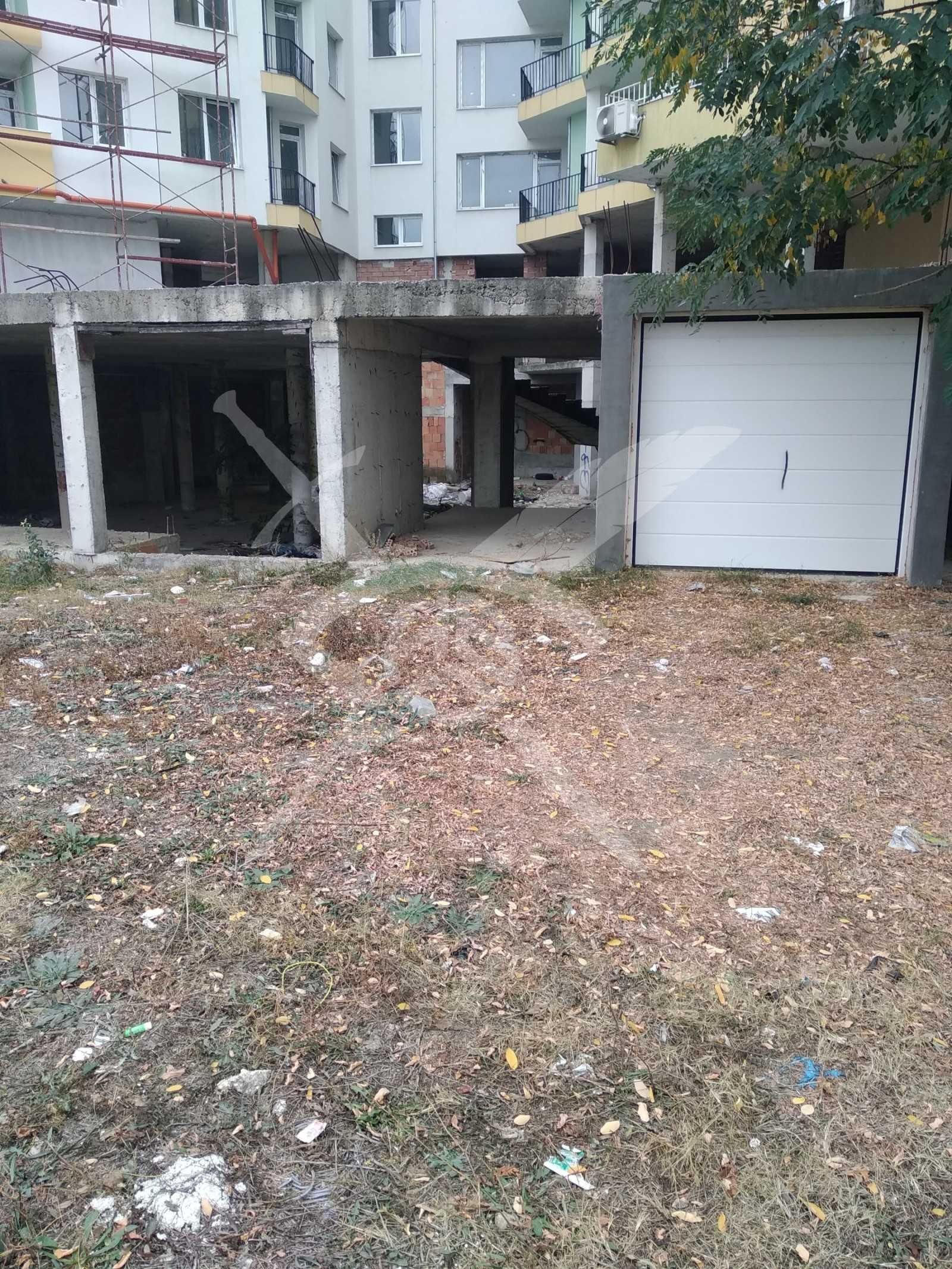 Гараж / Паркомясто в Бургас, Меден рудник - зона А - 17 кв.м за 375 €/кв.м - Снимка #1