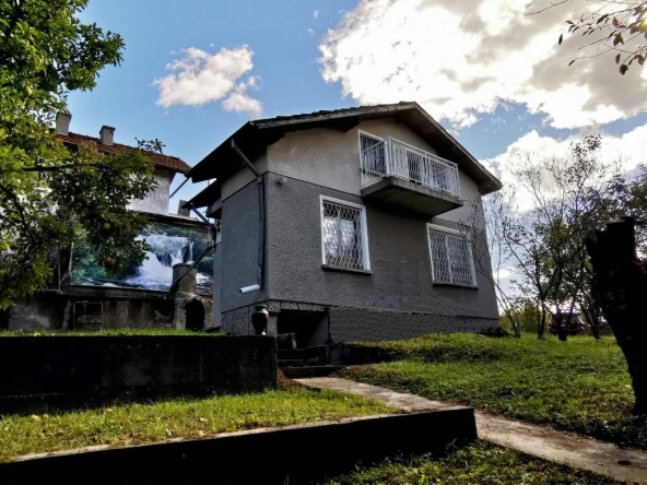 Къща в с. Реброво, Област София-област - 70 кв.м за 230 €/кв.м - Снимка #1