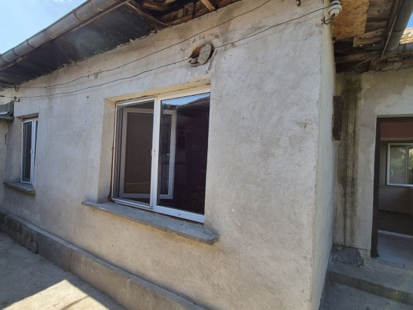 Къща в Севлиево - 206 кв.м за 215 €/кв.м - Снимка #1