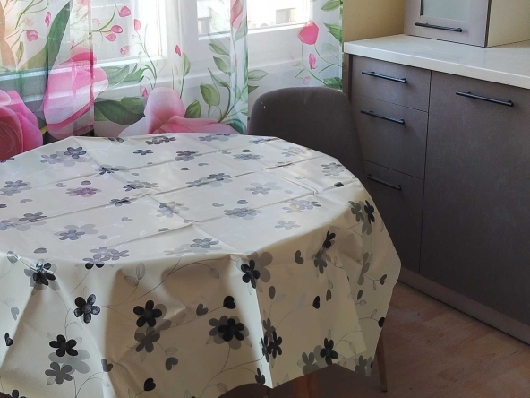 Дава се под наем Двустаен апартамент в София, Дружба 1 - 70 кв.м за 598.23 € - Снимка #1