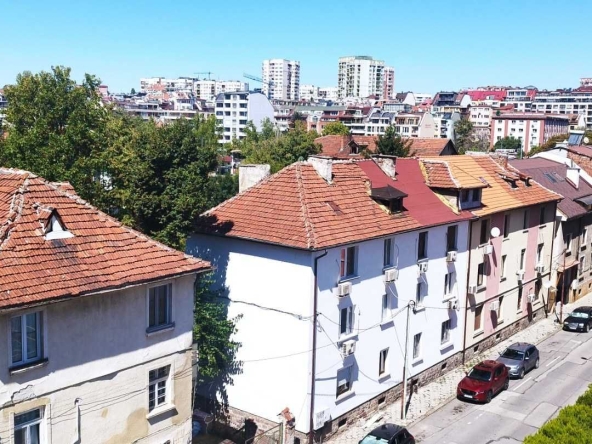 Тристаен апартамент в София, Дружба 2 - 140 кв.м за 1271 €/кв.м - Снимка #1