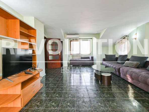 Дава се под наем Етаж от къща в София, Надежда 4 - 150 кв.м за 997.05 € - Снимка #1