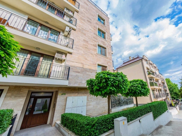 Дава се под наем Гараж / Паркомясто в Варна, Бриз - 18 кв.м за 76.5 € - Снимка #1