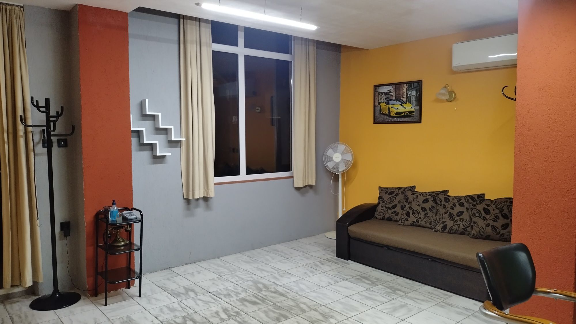 Дава се под наем  в Кюстендил, Румена войвода -  кв.м за 102 € - Снимка #1