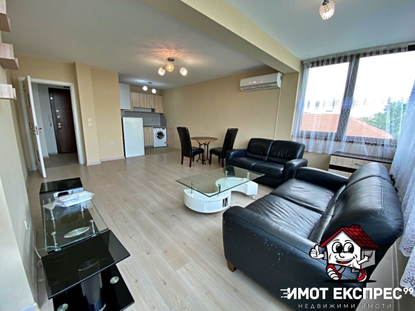 Дава се под наем Тристаен апартамент в Асеновград - 90 кв.м за 348.84 € - Снимка #1