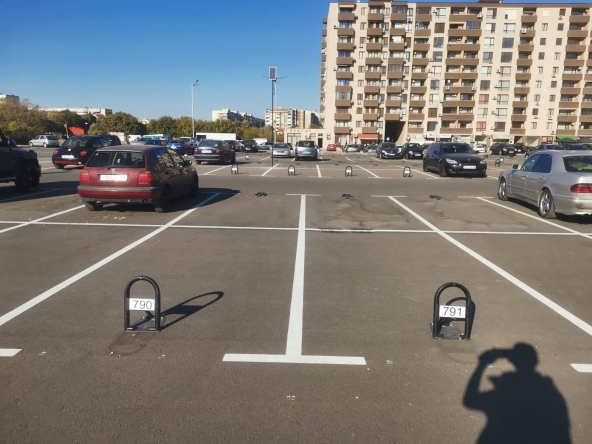 Дава се под наем Гараж / Паркомясто в с. Тополово, Област Пловдив - 14 кв.м за 35.7 € - Снимка #1