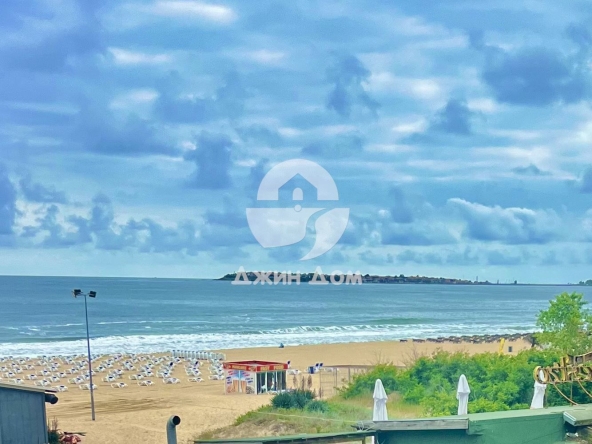 Двустаен апартамент в к.к. Слънчев бряг - 75 кв.м за 980 €/кв.м - Снимка #1