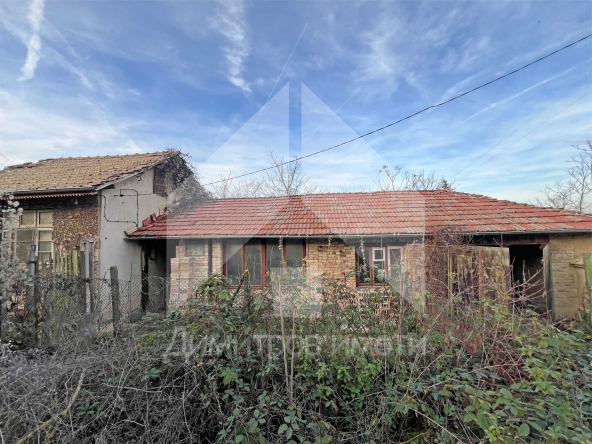 Къща в с. Могила, Област Шумен - 125 кв.м за 64 €/кв.м - Снимка #1