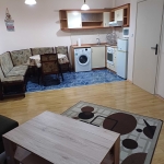 Дава се под наем Двустаен апартамент в Варна, Аспарухово - 67 кв.м за 558.45 € - Снимка #1