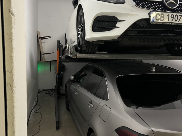 Дава се под наем Гараж / Паркомясто в София, Хладилника - 25 кв.м за 248.88 € - Снимка #1