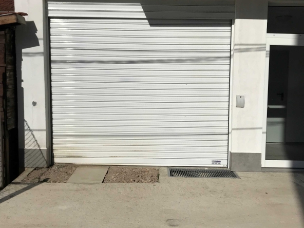 Дава се под наем Гараж / Паркомясто в София, Люлин 10 - 14 кв.м за 124.44 € - Снимка #1