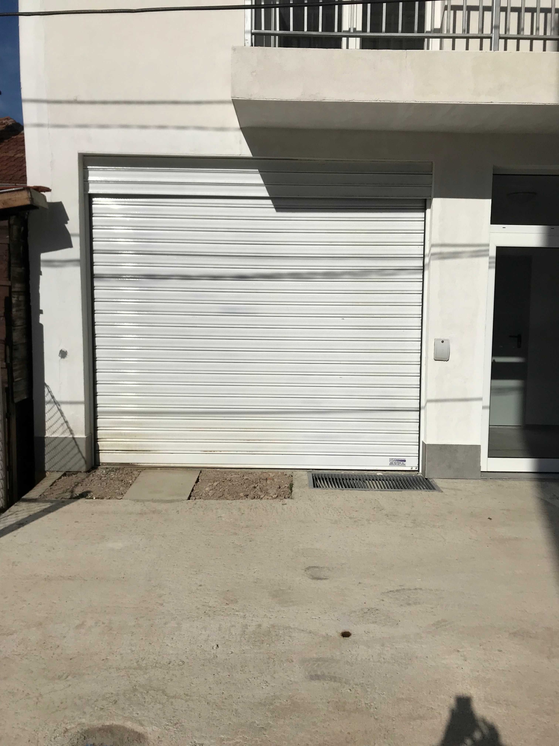 Дава се под наем Гараж / Паркомясто в София, Люлин 10 - 14 кв.м за 124.44 € - Снимка #1