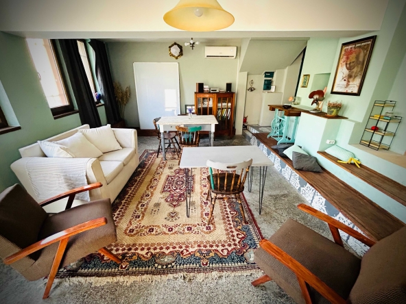 Дава се под наем Офис в София, Лозенец - 44 кв.м за 17.85 € - Снимка #1