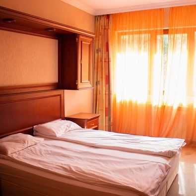 Тристаен апартамент в София, Малашевци - 100 кв.м за 689 €/кв.м - Снимка #1