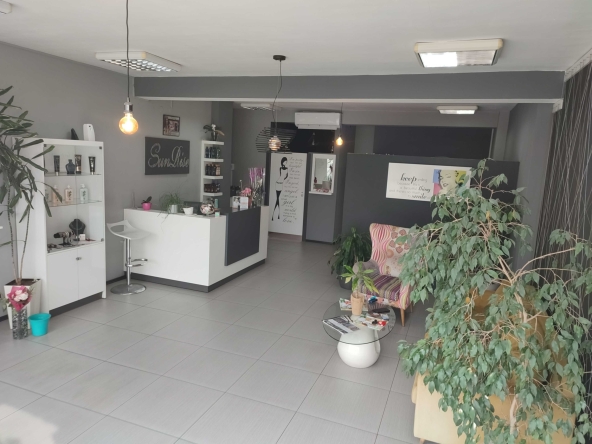 Офис в Търговище, Център - 74 кв.м за 1930 €/кв.м - Снимка #1