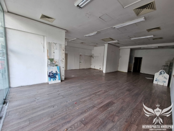 Магазин в Пловдив, Център - 200 кв.м за 1163 €/кв.м - Снимка #1