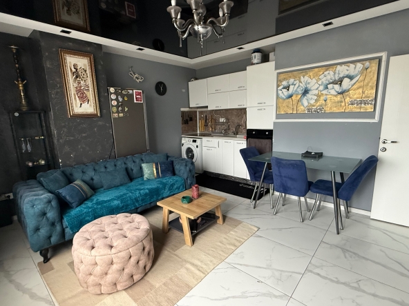 Тристаен апартамент в Варна, Кайсиева градина - 84 кв.м за 1172 €/кв.м - Снимка #1