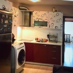 Дава се под наем Тристаен апартамент в Пловдив, Кършияка - 80 кв.м за 598.23 € - Снимка #1