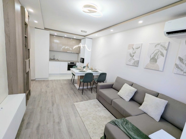 Тристаен апартамент в София, Малинова долина - 84 кв.м за 1882 €/кв.м - Снимка #1