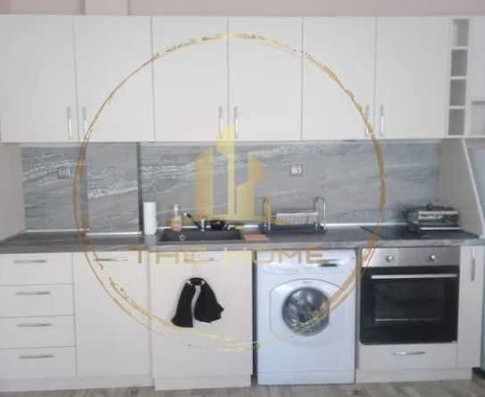 Дава се под наем Двустаен апартамент в Варна, м-т Пчелина - 50 кв.м за 448.8 € - Снимка #1