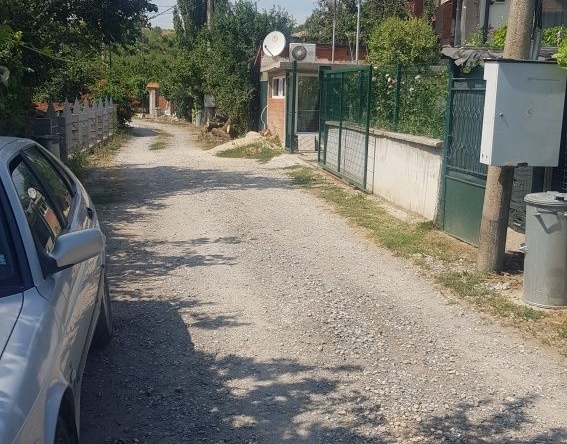 Парцел в Дупница - 800 кв.м за 16 €/кв.м - Снимка #1