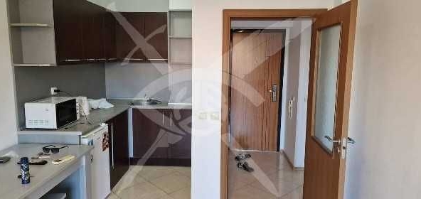 Двустаен апартамент в к.к. Слънчев бряг - 55 кв.м за 1159 €/кв.м - Снимка #1