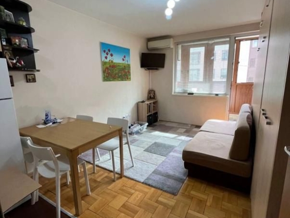 Дава се под наем Двустаен апартамент в София, Банишора - 65 кв.м за 563.55 € - Снимка #1