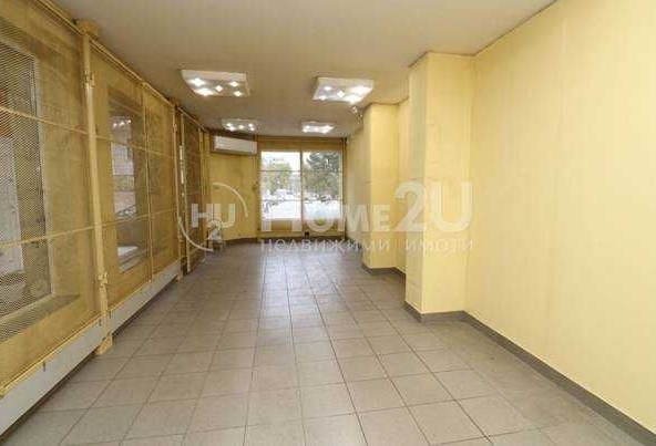 Дава се под наем Офис в София, Люлин 9 - 42 кв.м за 528.36 € - Снимка #1