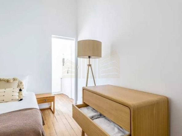 Дава се под наем Двустаен апартамент в Пловдив, Гагарин - 70 кв.м за 199.41 € - Снимка #1