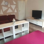 Дава се под наем Двустаен апартамент в София, Хиподрума - 75 кв.м за 398.82 € - Снимка #1