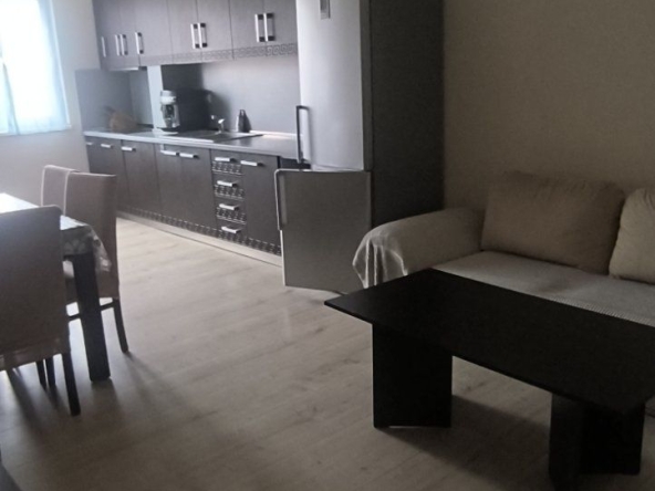 Дава се под наем Тристаен апартамент в Хасково, Орфей - 65 кв.м за 127.5 € - Снимка #1