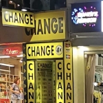 Дава се под наем Магазин в к.к. Златни пясъци - 6 кв.м за 4987.29 € - Снимка #1