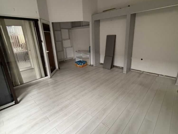 Дава се под наем Магазин в Пловдив, Център - 70 кв.м за 698.19 € - Снимка #1