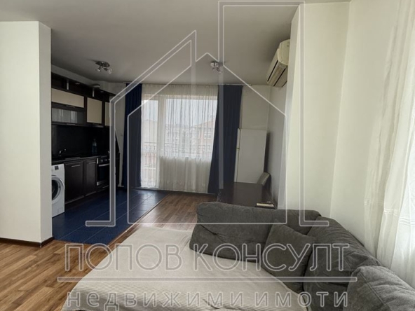 Дава се под наем Двустаен апартамент в Пловдив, Въстанически - 70 кв.м за 348.84 € - Снимка #1