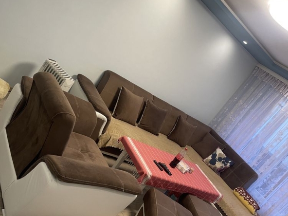 Тристаен апартамент в Нова Загора - 80 кв.м за 1275 €/кв.м - Снимка #1