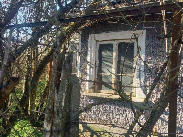 Къща в с. Добрево, Област Добрич - 80 кв.м за 102 €/кв.м - Снимка #1