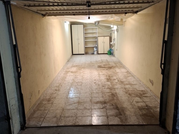 Дава се под наем Гараж / Паркомясто в София, Хладилника - 28 кв.м за 179.52 € - Снимка #1