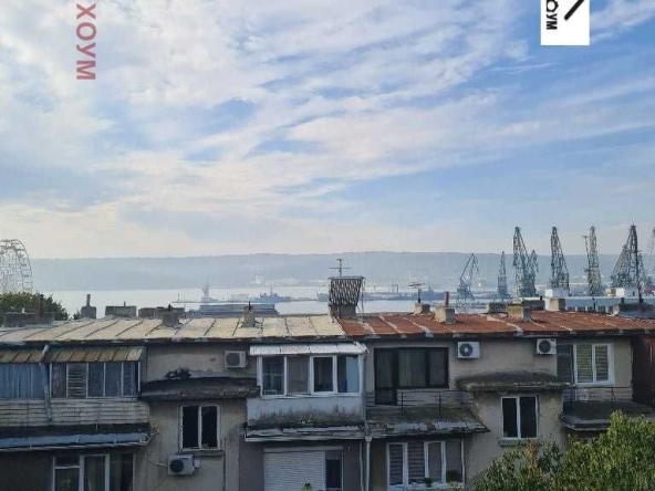 Четиристаен апартамент в Варна, Център - 160 кв.м за 1020 €/кв.м - Снимка #1