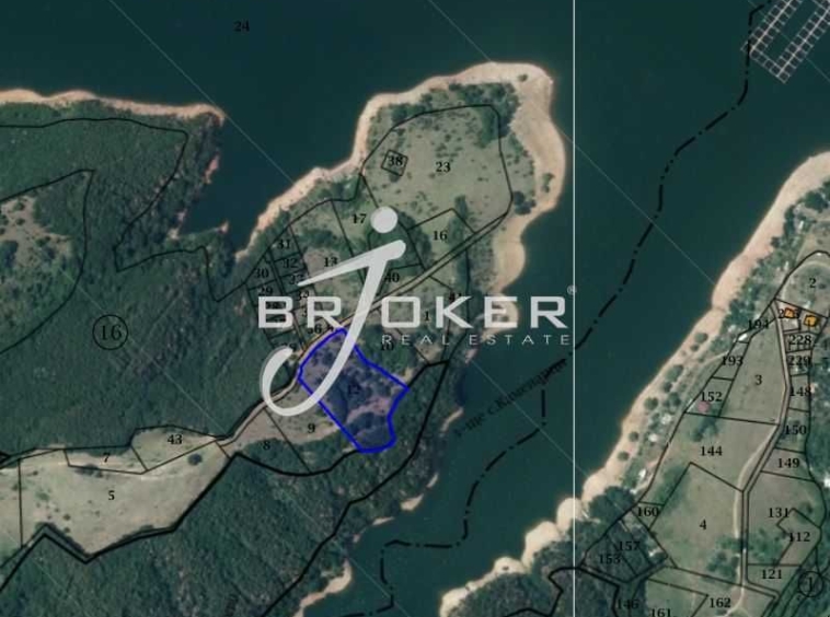 Парцел в с. Каменарци, Област Кърджали - 6492 кв.м за 10 €/кв.м - Снимка #1