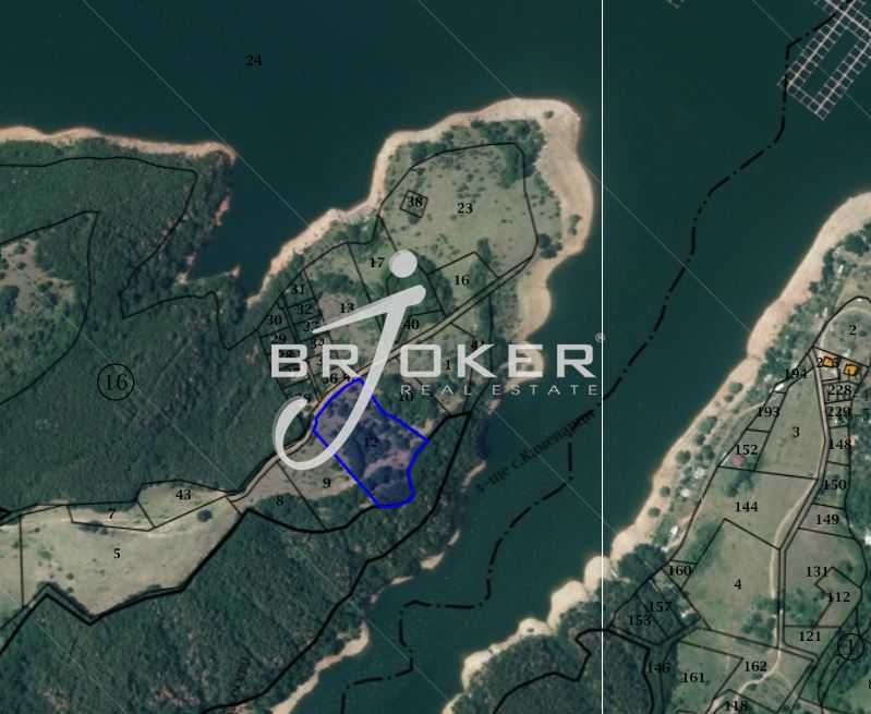 Парцел в с. Каменарци, Област Кърджали - 6492 кв.м за 10 €/кв.м - Снимка #1