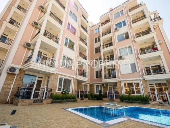 Двустаен апартамент в Свети Влас - 52 кв.м за 677 €/кв.м - Снимка #1