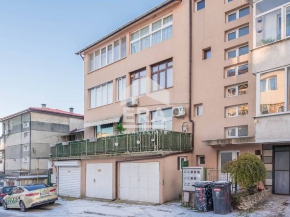 Етаж от къща в Варна, Аспарухово - 75 кв.м за 1360 €/кв.м - Снимка #1