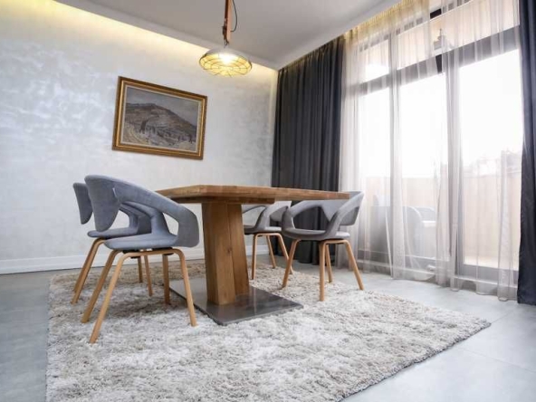 Тристаен апартамент в София, Павлово - 96 кв.м за 718 €/кв.м - Снимка #1