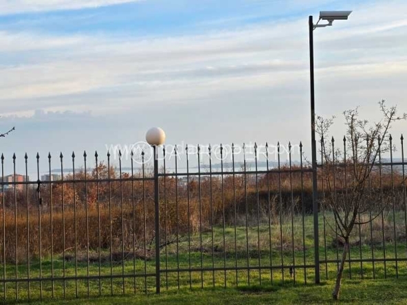 Къща в с. Кошарица, Област Бургас - 120 кв.м за 850 €/кв.м - Снимка #1