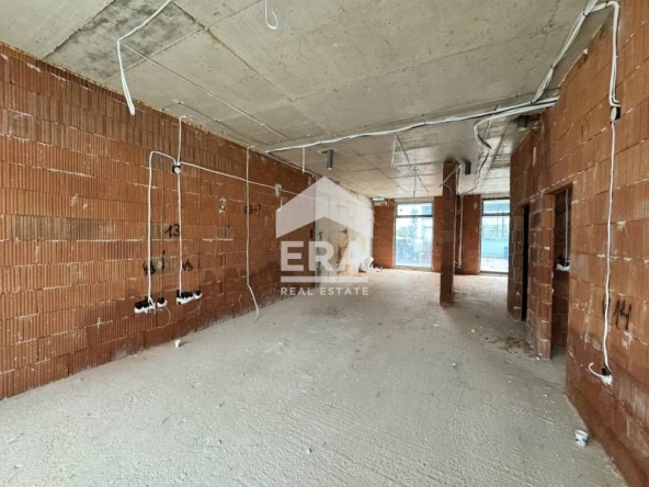 Магазин в Варна, Възраждане 1 - 123 кв.м за 972 €/кв.м - Снимка #1