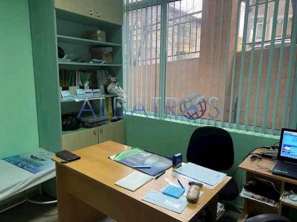 Дава се под наем Магазин в Варна, Левски - 85 кв.м за 92764.92 € - Снимка #1