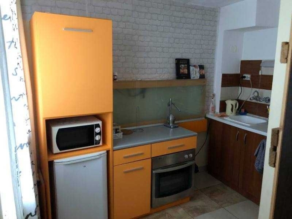 Дава се под наем Двустаен апартамент в София, Лозенец - 60 кв.м за 398.82 € - Снимка #1