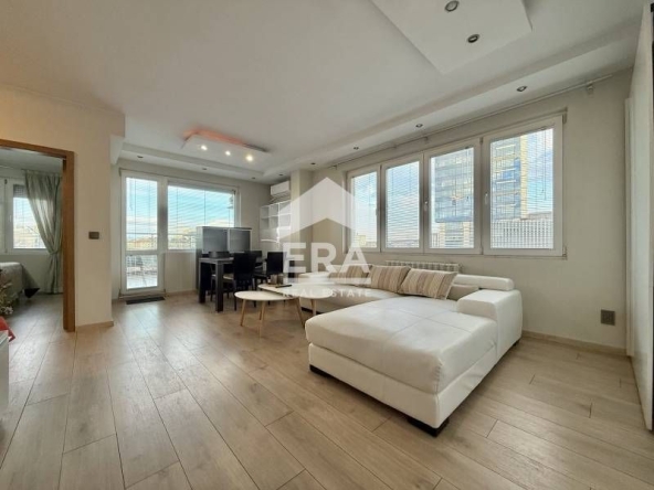 Дава се под наем Двустаен апартамент в София, Иван Вазов - 70 кв.м за 1097.01 € - Снимка #1