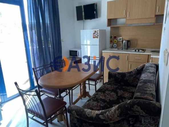 Двустаен апартамент в к.к. Слънчев бряг - 48 кв.м за 702 €/кв.м - Снимка #1